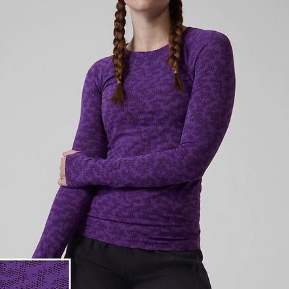 Athleta Momentum Seamless Shirt Long Sleeve Purple Print